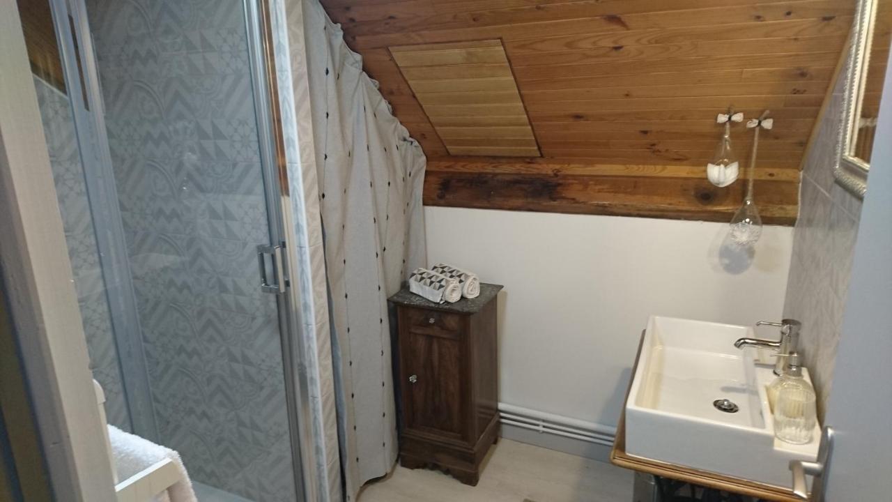 Chambres D'Hotes Villa Chantebise Besse-et-Saint-Anastaise Exterior foto